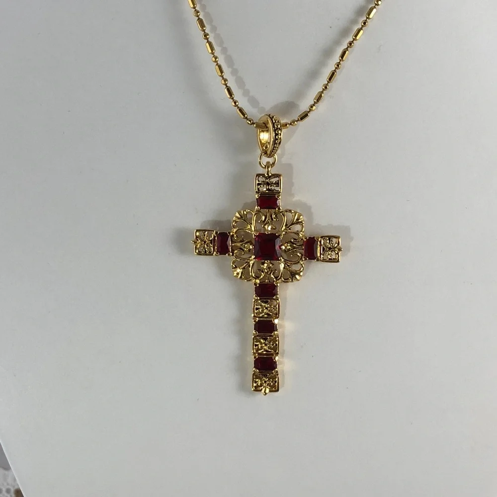 Jacqueline Kennedy Collection a ruby cross - Picture 2 of 3
